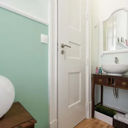 Apartmán 2 Bedroom Located Heart Of *